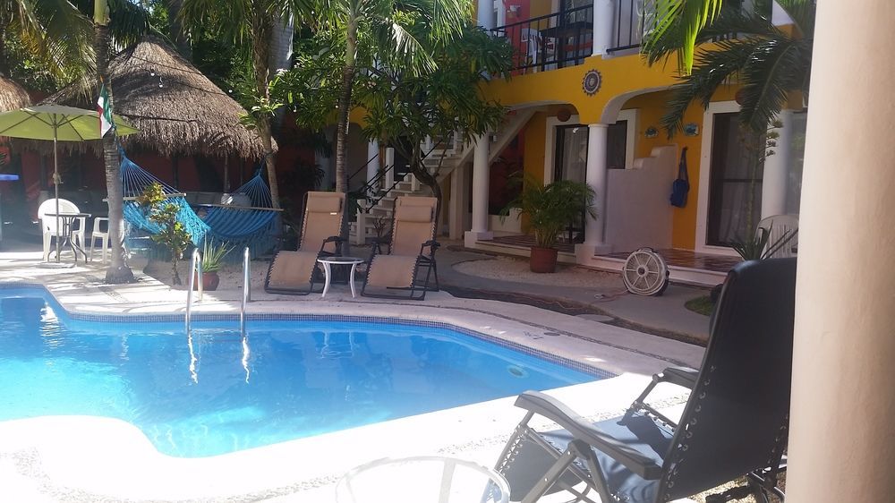 El Acuario 3*
